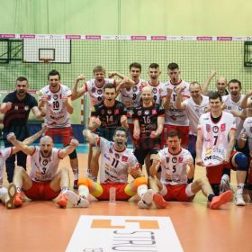 Naklejki_na_boisko_2