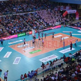 Naklejki_na_boisko_5