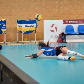 Zabudowy_lawek_rezerwowych_9